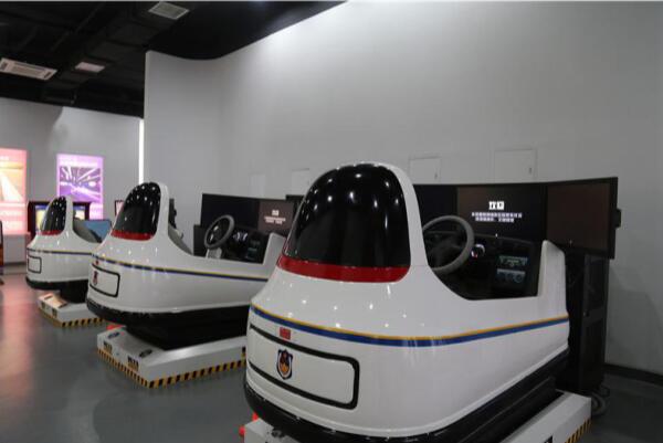 模擬汽車駕駛體驗系統